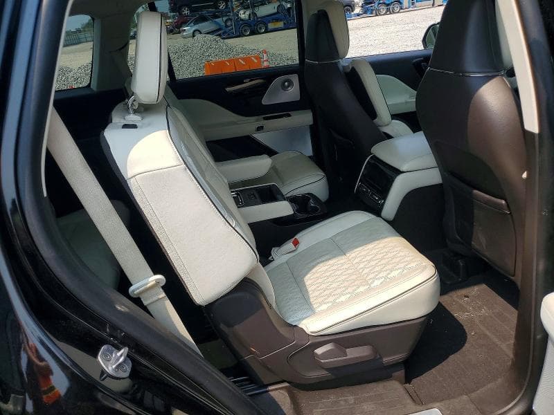 2023 LINCOLN AVIATOR BLACK LABEL 11