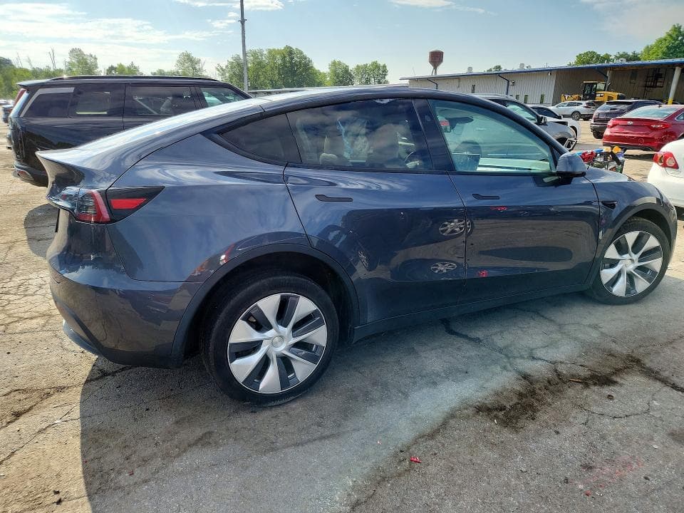 2023 TESLA MODEL Y 3