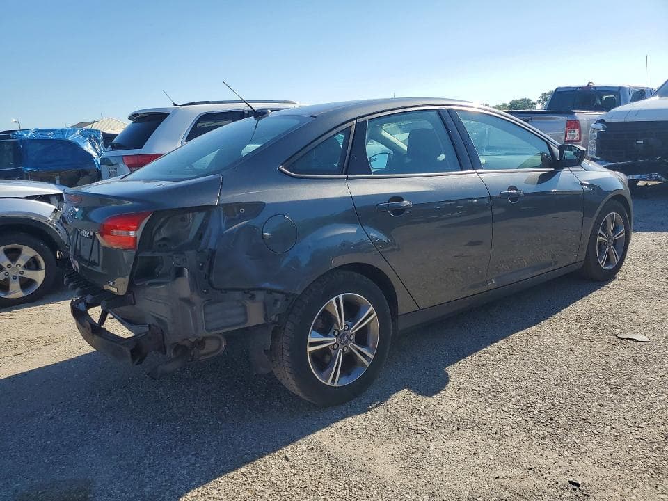 2018 FORD FOCUS SE 3