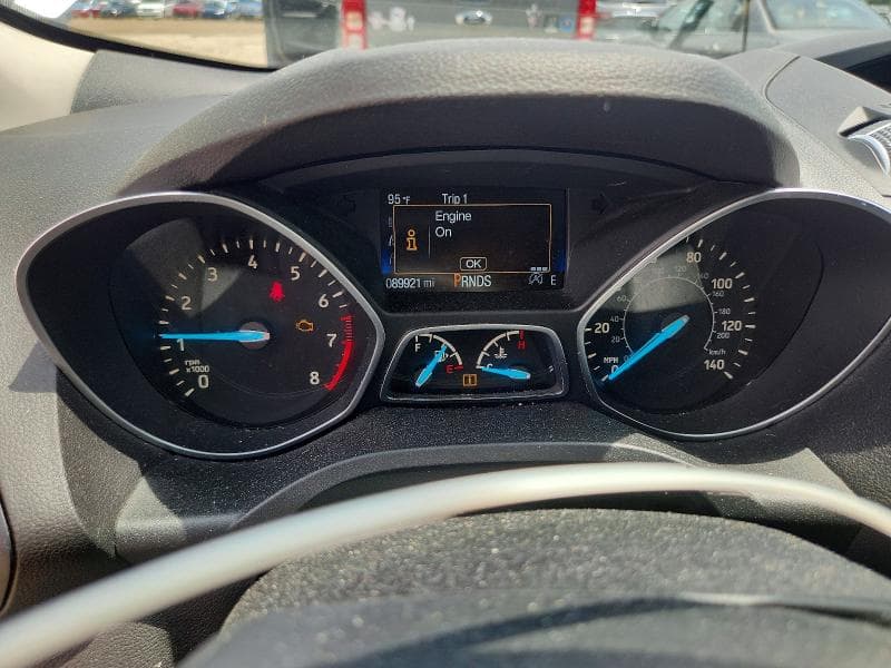 2017 FORD ESCAPE SE 9