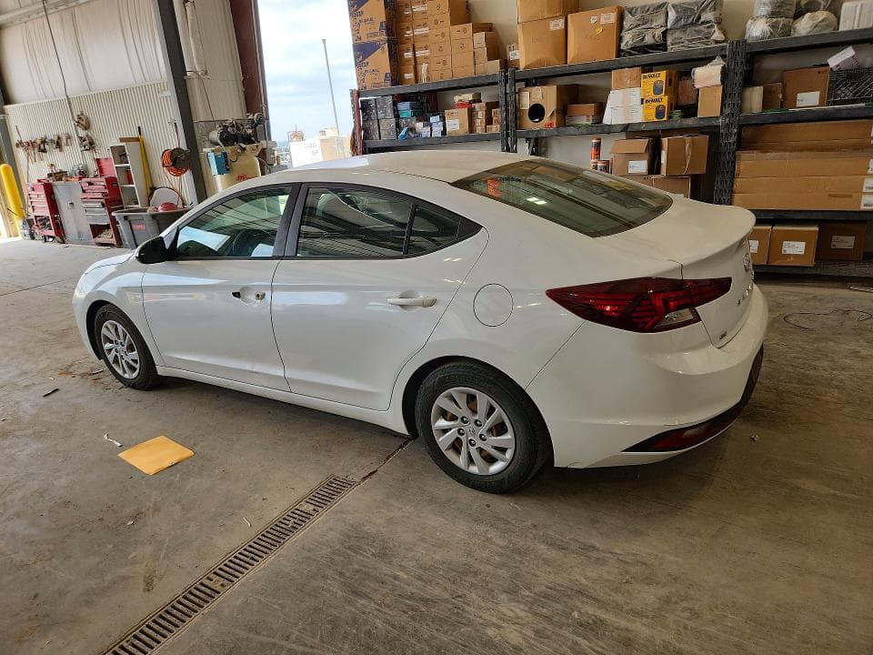 2020 HYUNDAI ELANTRA SE 2