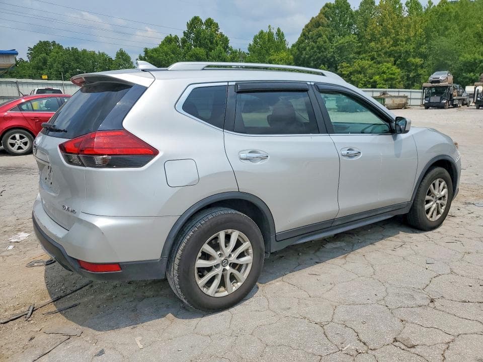 2017 NISSAN ROGUE SV 3