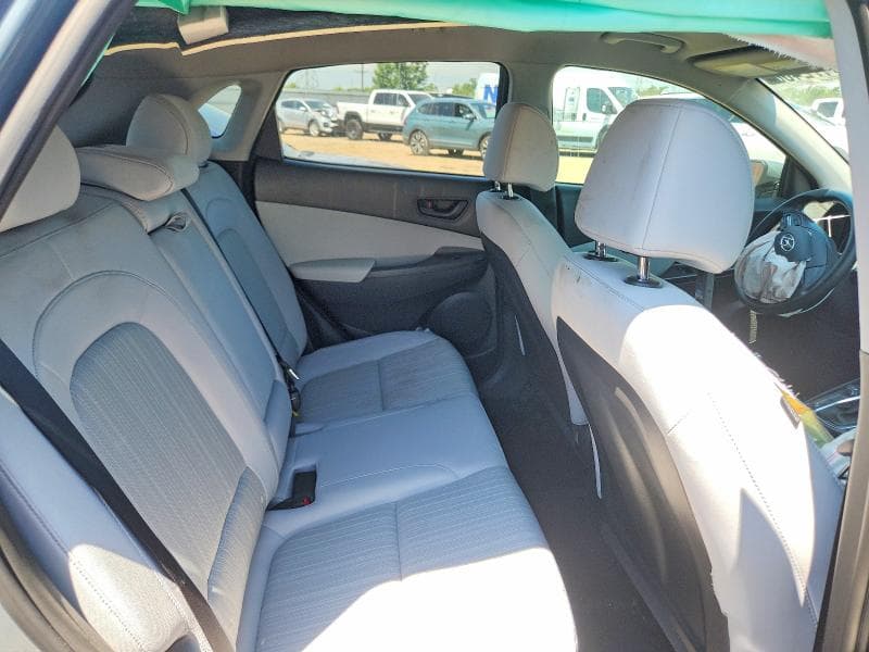 2022 HYUNDAI KONA SEL 10