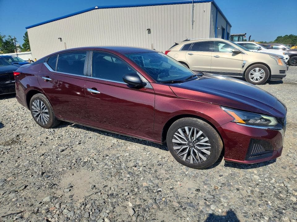 2024 NISSAN ALTIMA SV 4