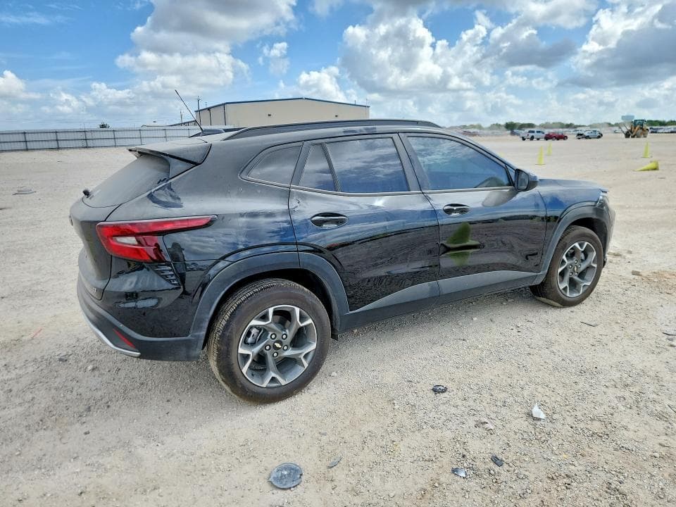 2026 CHEVROLET TRAX 1LT 3