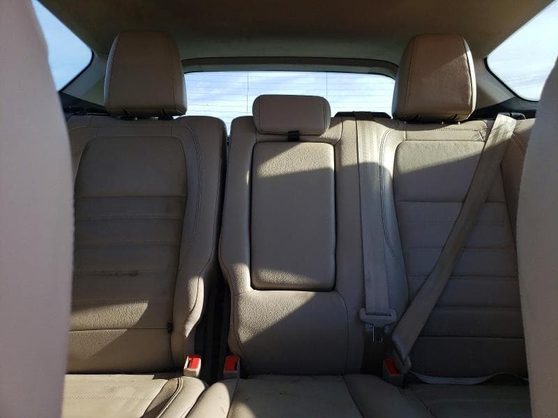 2017 FORD ESCAPE TITANIUM 10