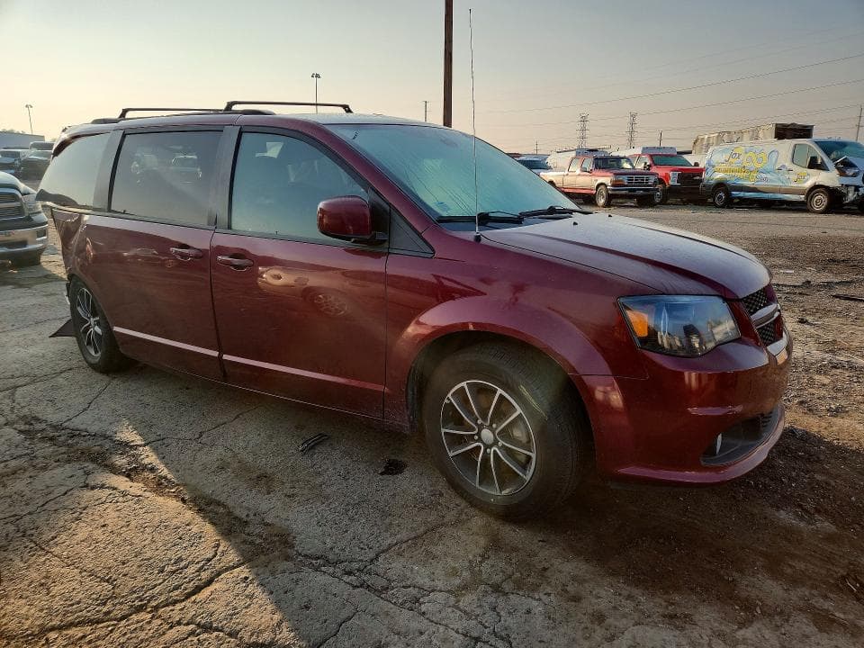 2019 DODGE GRAND CARAVAN GT 4