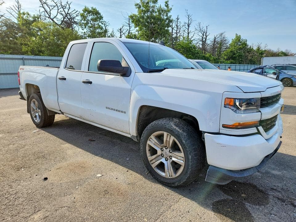 2018 CHEVROLET SILVERADO K1500 CUSTOM 4