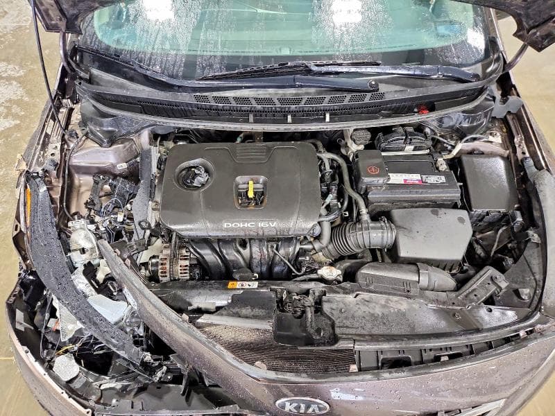 2017 KIA FORTE LX 11