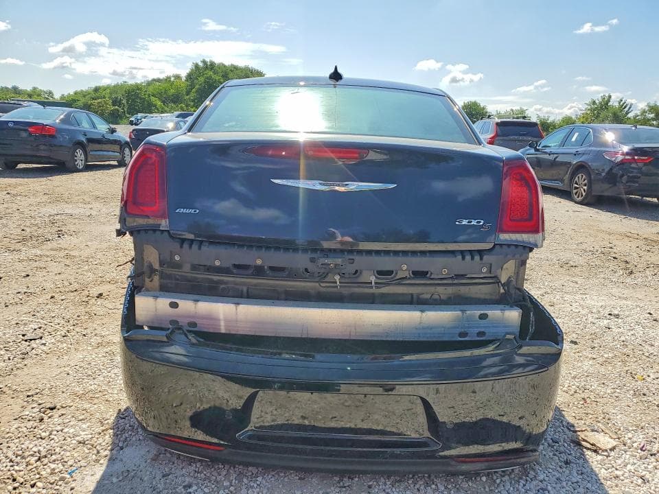 2017 CHRYSLER 300 S 6