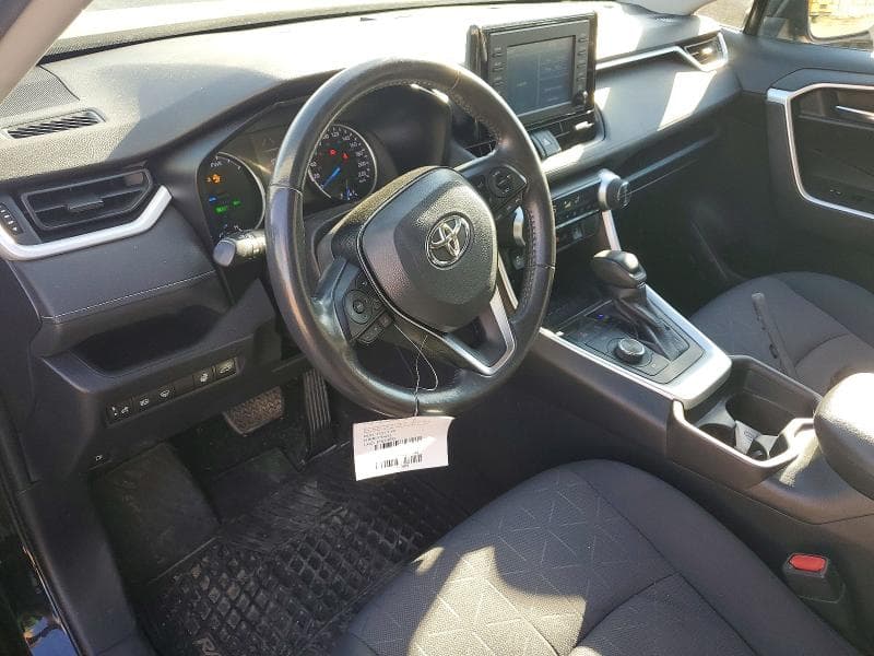 2019 TOYOTA RAV4 HYBRID XLE 8