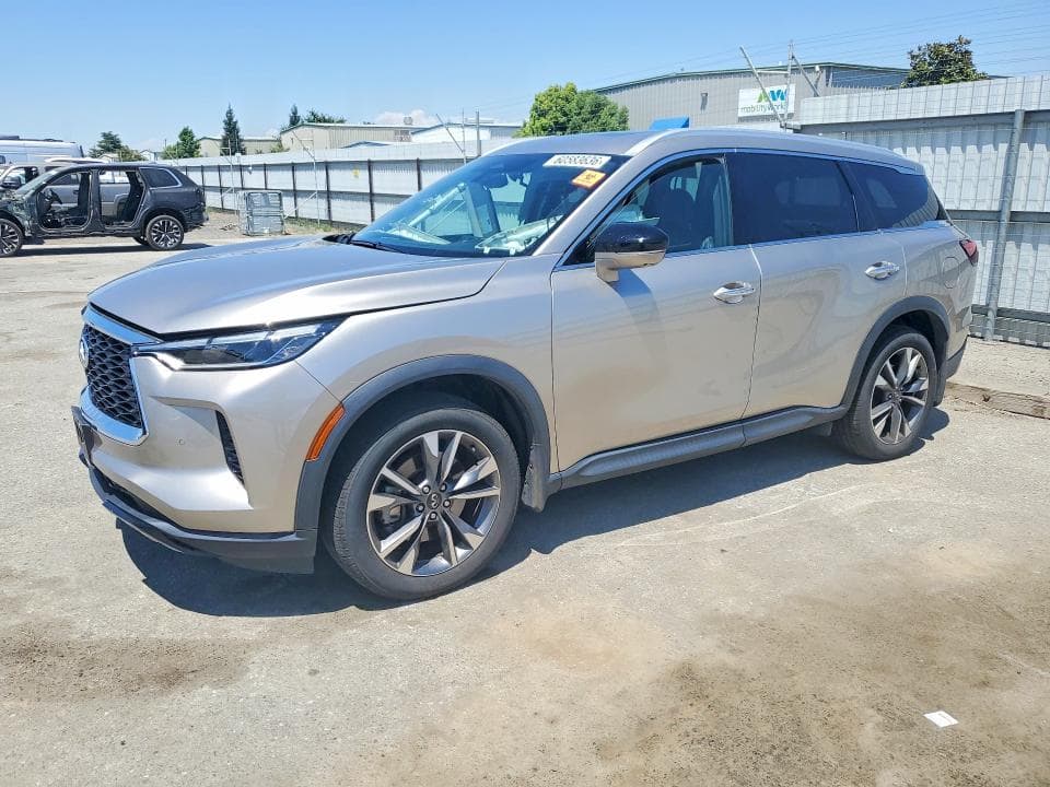 2023 INFINITI QX60 LUXE - 1