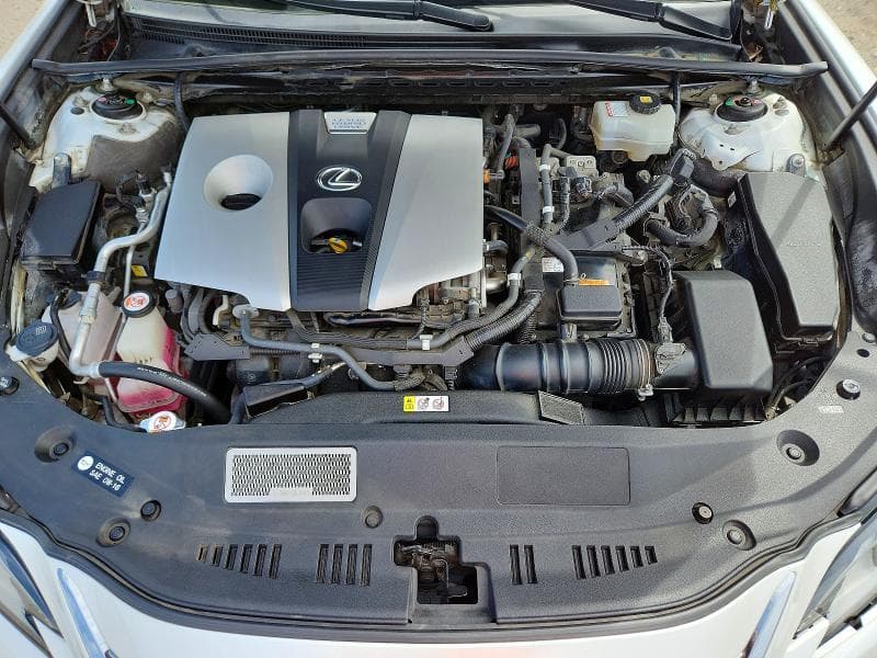 2019 LEXUS ES 300H 11