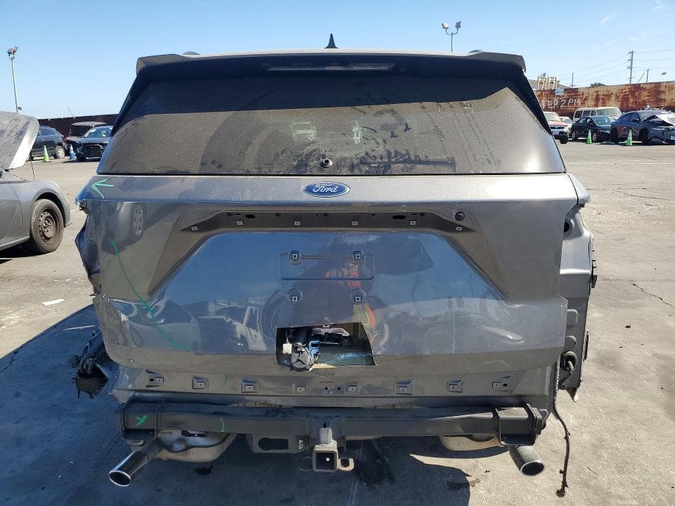 2022 FORD EXPLORER ST-LINE 6