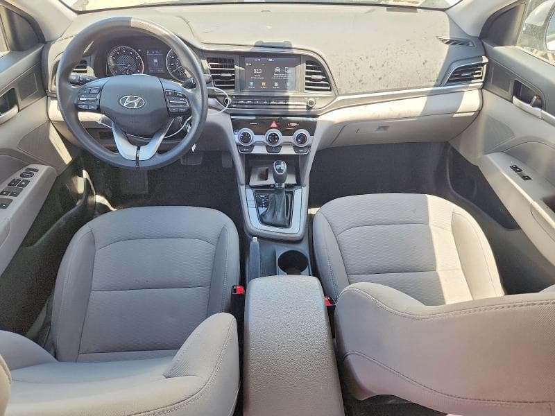 2019 HYUNDAI ELANTRA SE 8