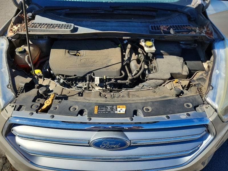 2017 FORD ESCAPE SE 11