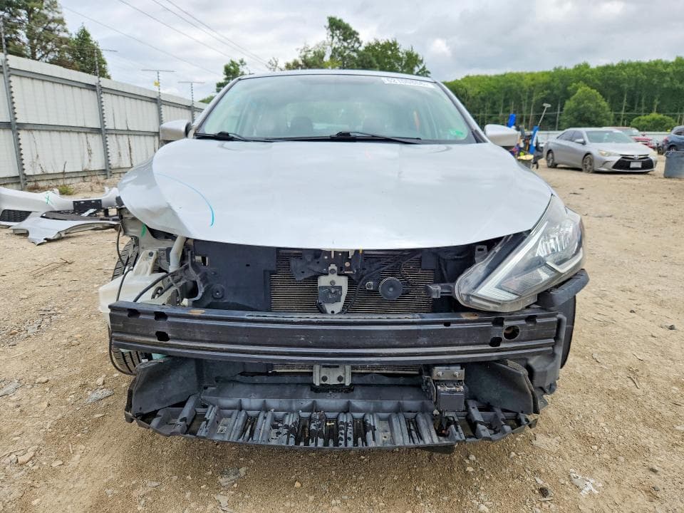 2019 NISSAN SENTRA SV 5