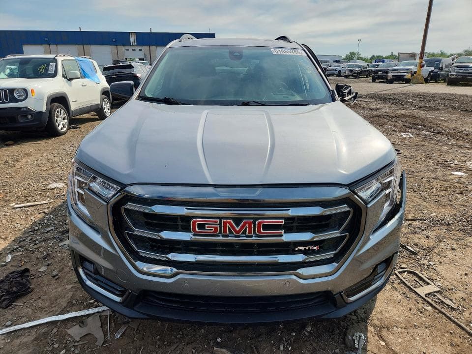 2023 GMC TERRAIN AT4 5