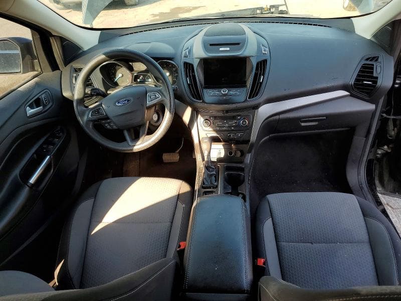 2017 FORD ESCAPE SE 8