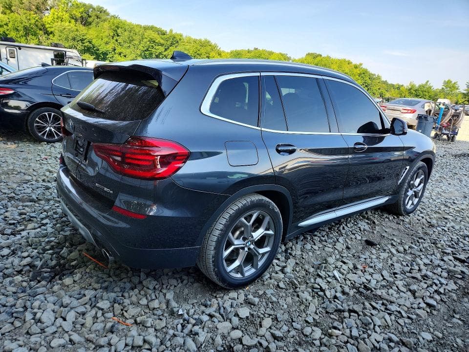 2021 BMW X3 XDRIVE30E 3