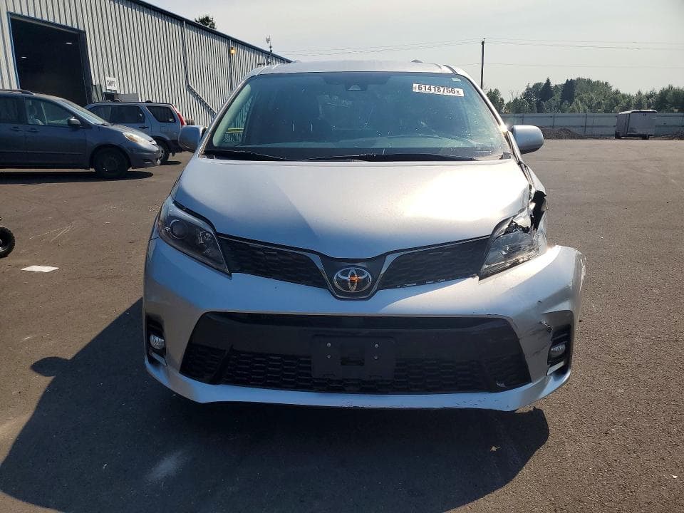 2019 TOYOTA SIENNA SE 8-PASSENGER 5