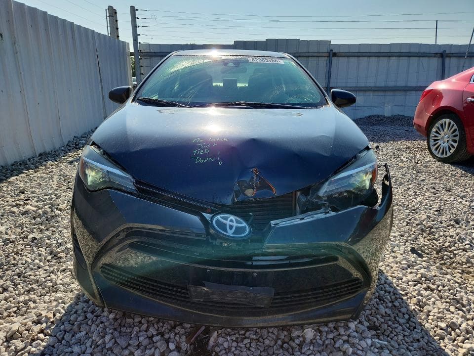 2017 TOYOTA COROLLA LE 5
