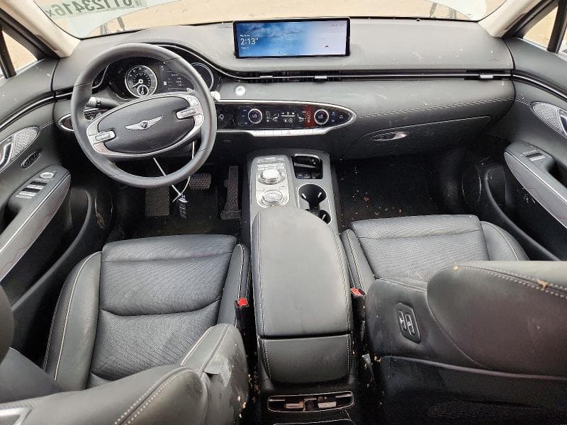 2025 GENESIS GV70 2.5T STANDARD 8