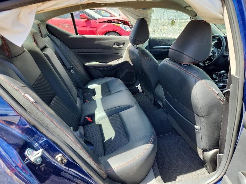 2024 NISSAN ALTIMA SR 10