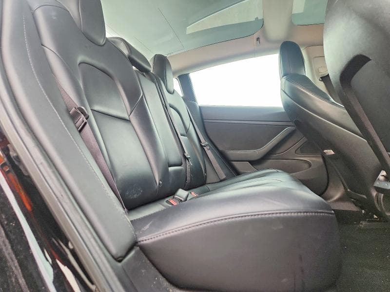 2018 TESLA MODEL 3 10