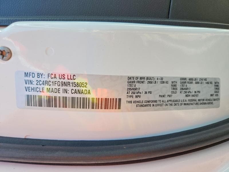 2022 CHRYSLER PACIFICA 12