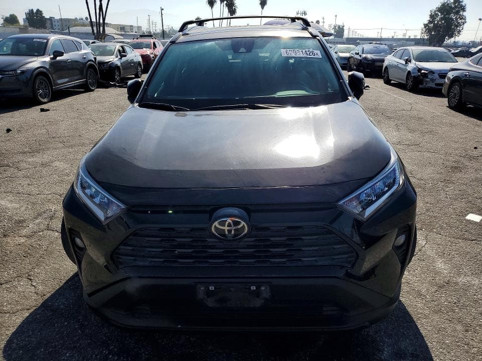 2021 TOYOTA RAV4 XLE PREMIUM 5