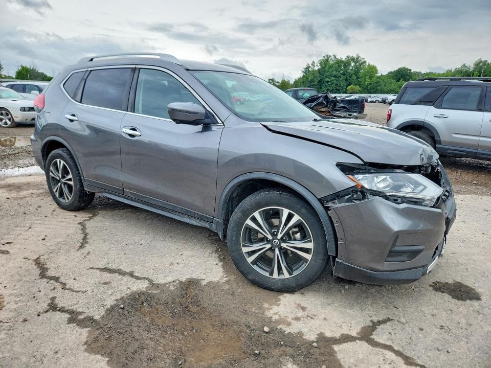 2020 NISSAN ROGUE SV 4