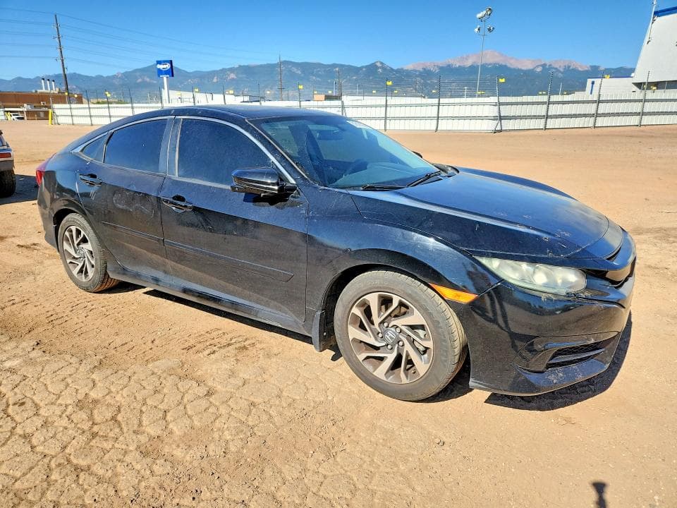 2017 HONDA CIVIC EX 4