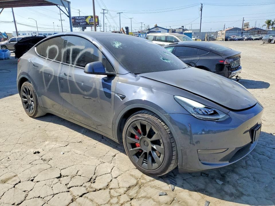 2020 TESLA MODEL Y 4