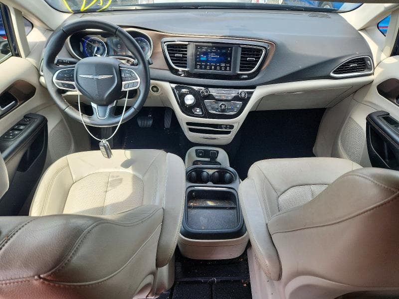 2018 CHRYSLER PACIFICA TOURING L 8