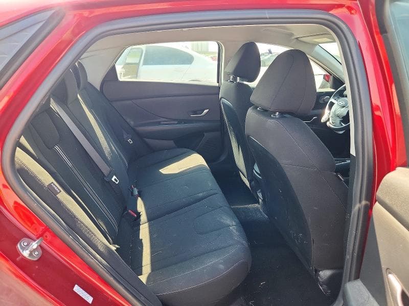 2024 HYUNDAI ELANTRA BLUE 10
