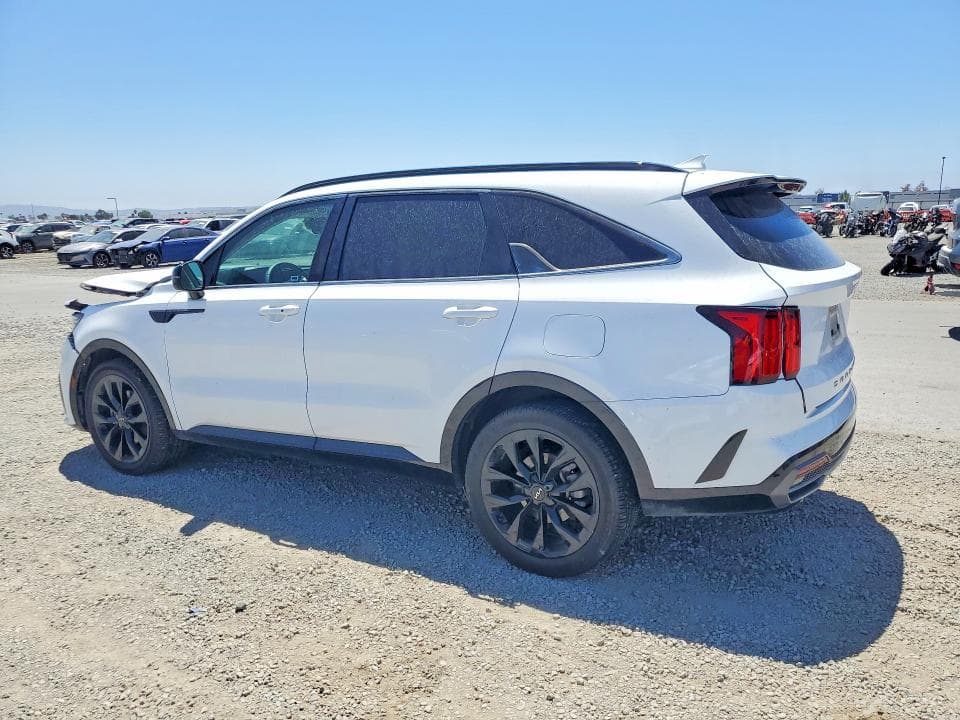 2022 KIA SORENTO SX 2