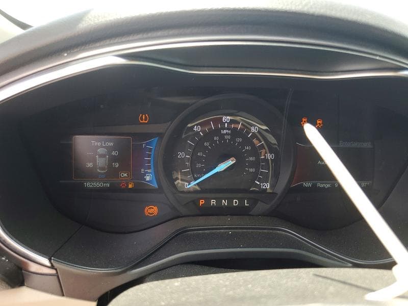 2019 FORD FUSION SE 9