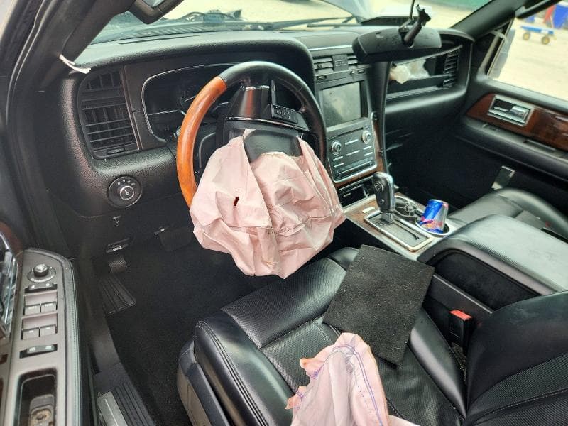 2017 LINCOLN NAVIGATOR SELECT 8