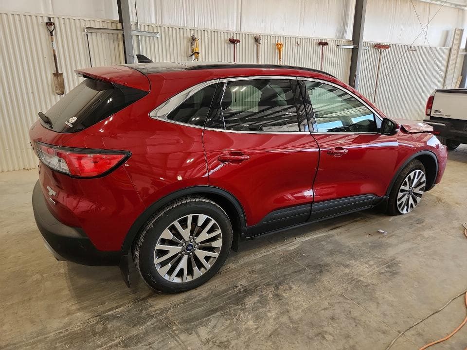 2020 FORD ESCAPE TITANIUM 3