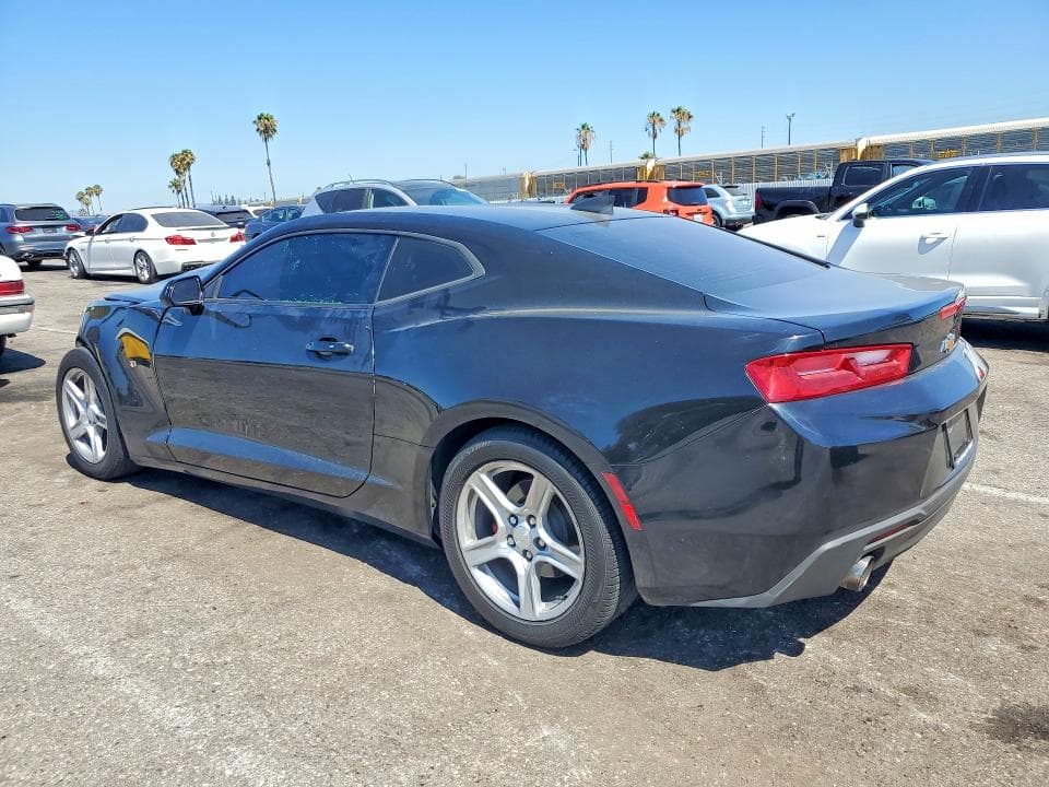 2018 CHEVROLET CAMARO LT 2