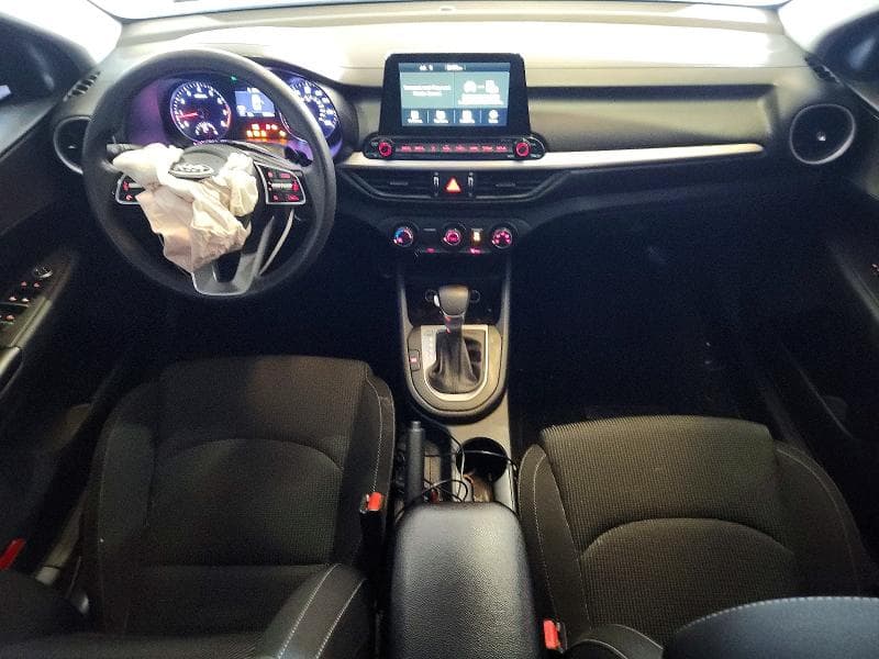 2021 KIA FORTE FE 8