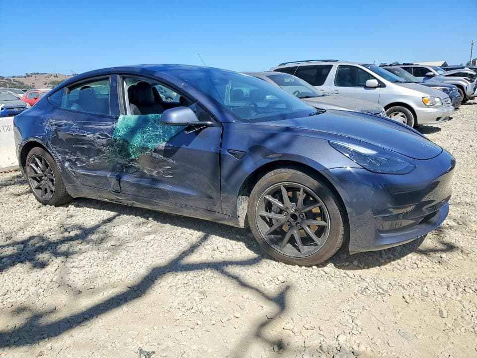 2023 TESLA MODEL 3 4