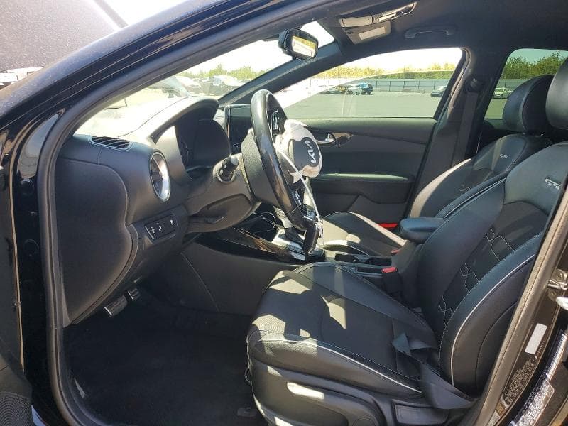 2022 KIA FORTE GT LINE 7