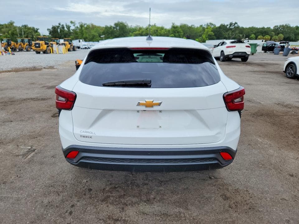 2024 CHEVROLET TRAX LS 6