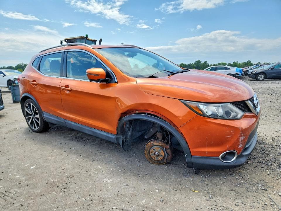 2017 NISSAN ROGUE SPORT SL 4