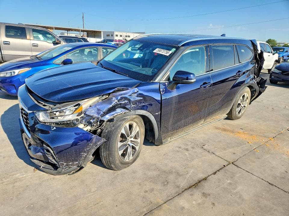 2020 TOYOTA HIGHLANDER XLE - 1