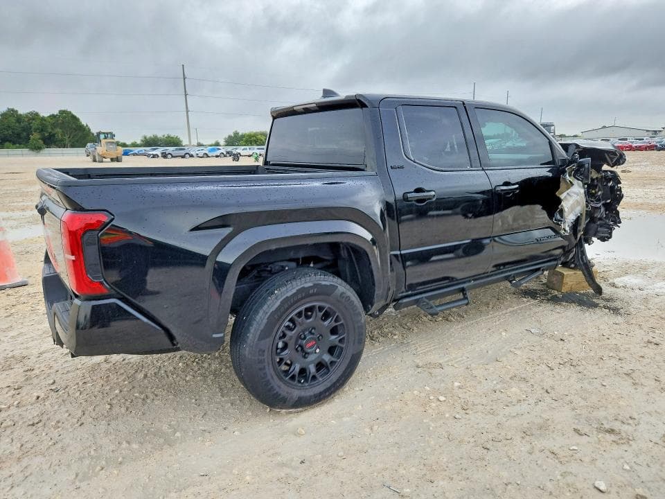 2025 TOYOTA TACOMA SR5 3