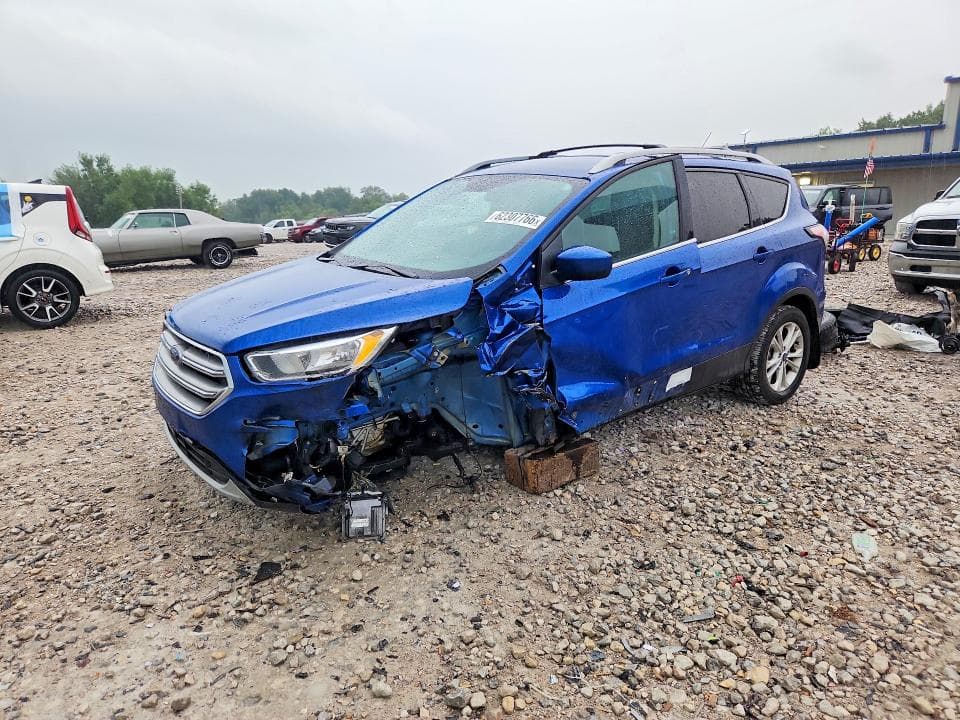 2017 FORD ESCAPE SE - 1