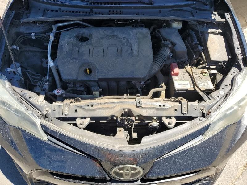 2018 TOYOTA COROLLA SE 11